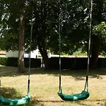 Le Du Soldat Carouge Дом отдыха *