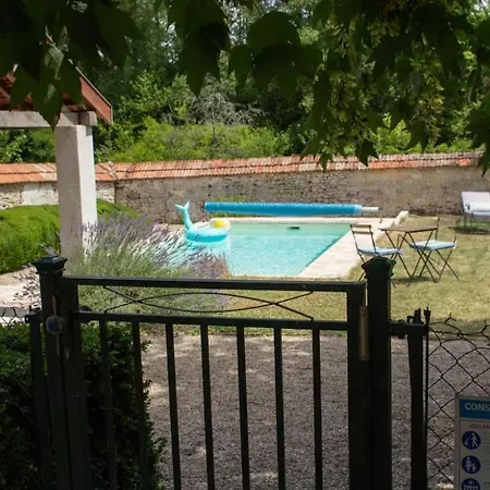Le Du Soldat Carouge Tatil Evi