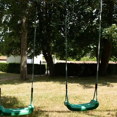 Le Du Soldat Carouge Tatil Evi *